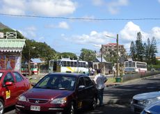 bus-stop-quatrebornes-cities-mauritius